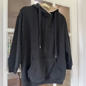 Aerie Womens Medium Hooded Sweatshirt with Cozy Fleece Hood and Pocket